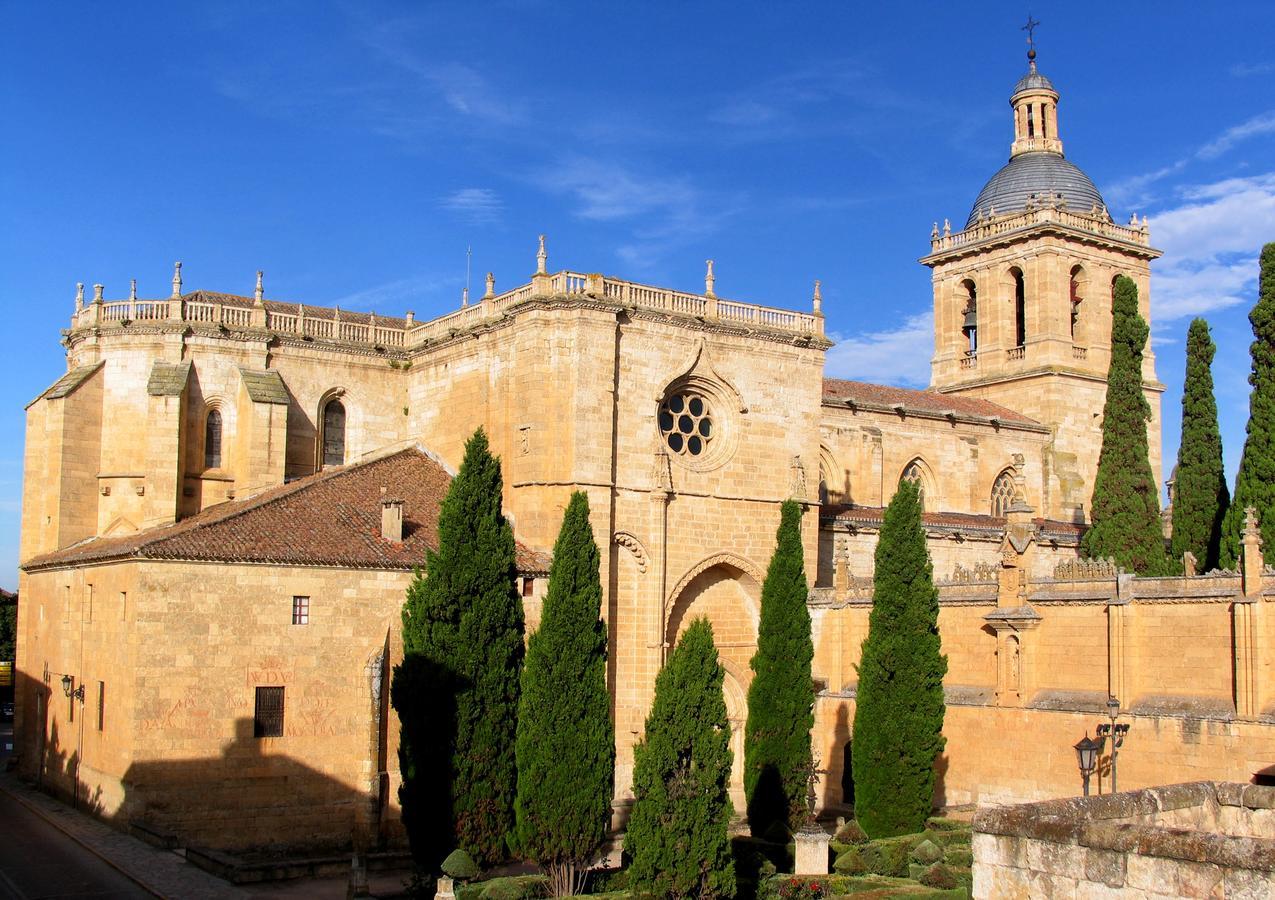 La Llave Del Campo Ciudad Rodrigo Exterior photo