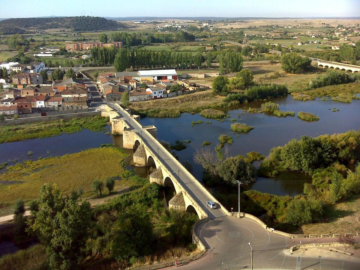 La Llave Del Campo Ciudad Rodrigo Exterior photo