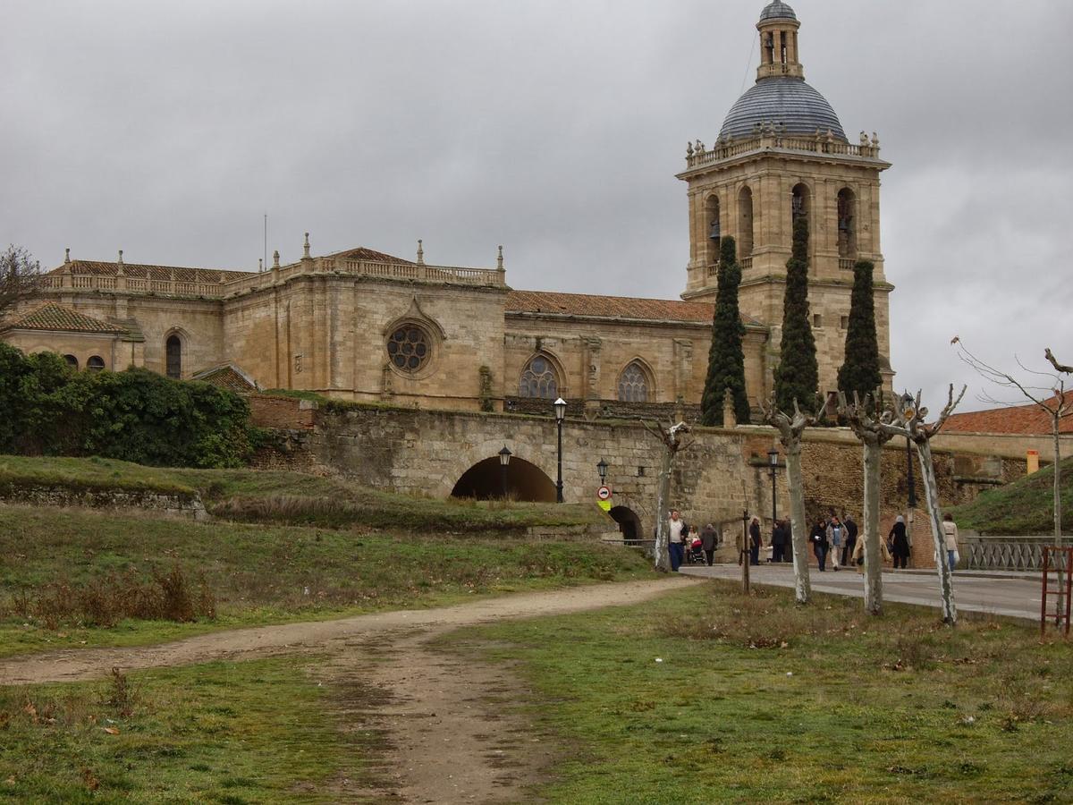 La Llave Del Campo Ciudad Rodrigo Exterior photo